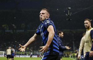 记者：纽卡曾询问弗拉泰西情况，只是预防托纳利&乔林顿伤势严重