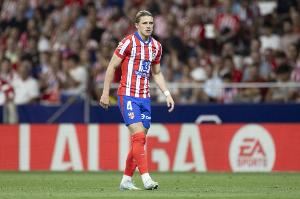 世体:马竞左后卫后腰中卫需加强,可能考虑引进一名前锋