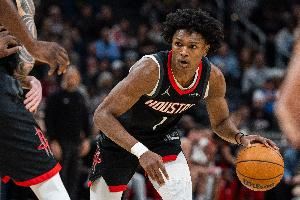 阿门暂时打不了控卫!专注无球+防守必成才的好苗子 火箭别走偏了